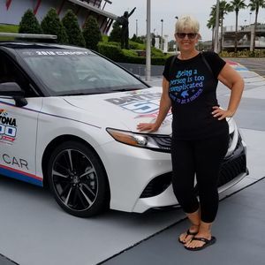 Meet your Posher, Becky